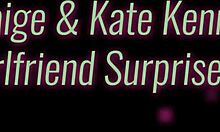 凯特肯尼迪和凯拉佩奇,两个迷人的金发女郎,在 69 级女同性恋视频中变得脏